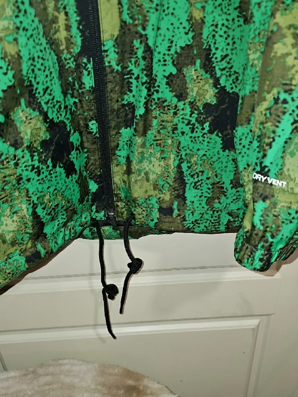 The North Face ANTORA LIMITED Green and Black Camo Hooded Jacket. SIZE XXL